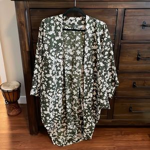 ANTHROPOLOGIE Floral Kimono Wrap by Roffe